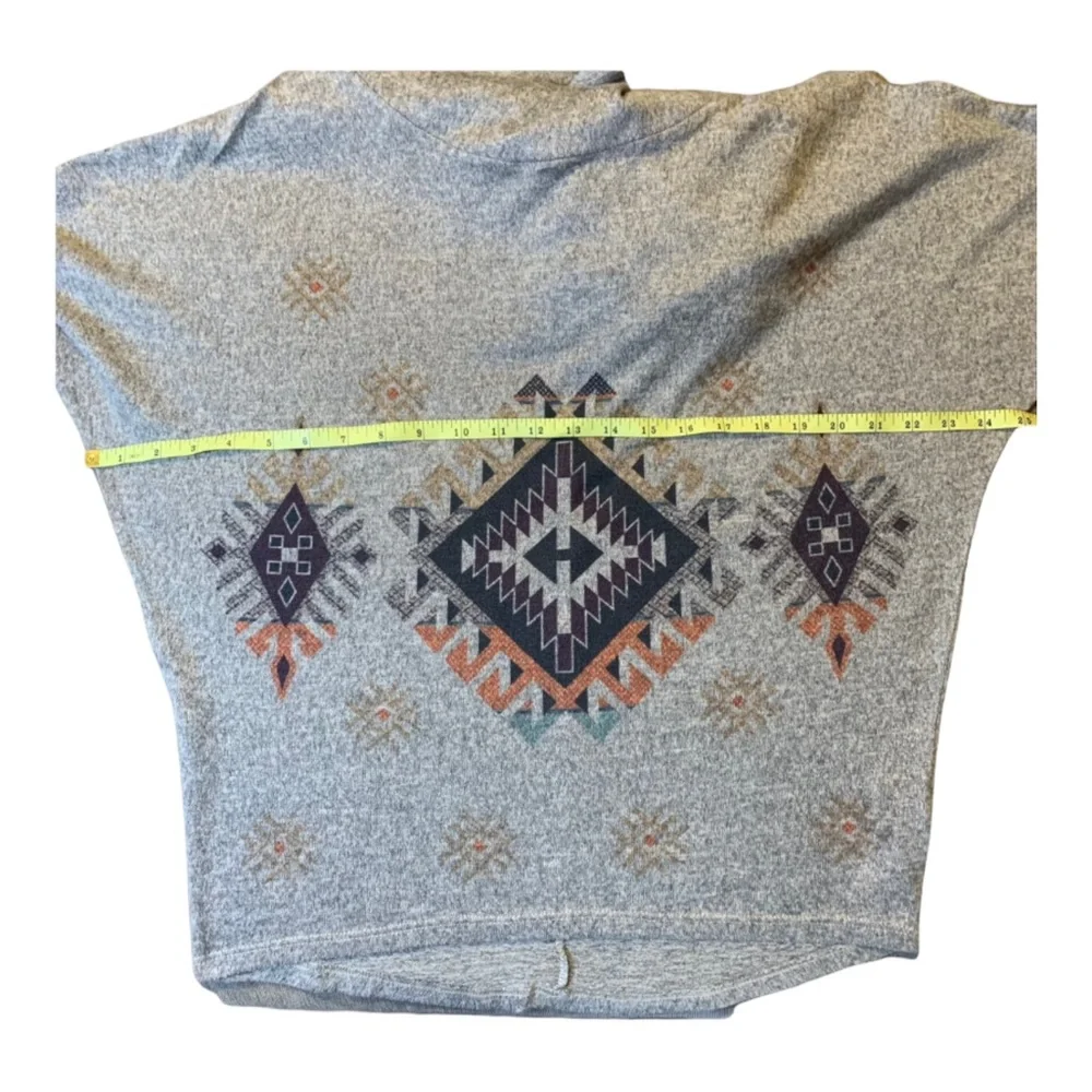 Phil Love southwestern sweater - Picture 6 of 9